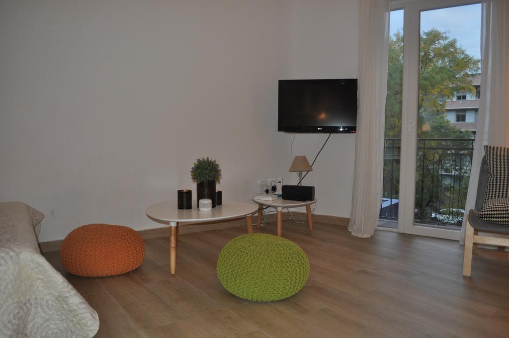 Appartement Ronda De Segovia à Madrid Extérieur photo